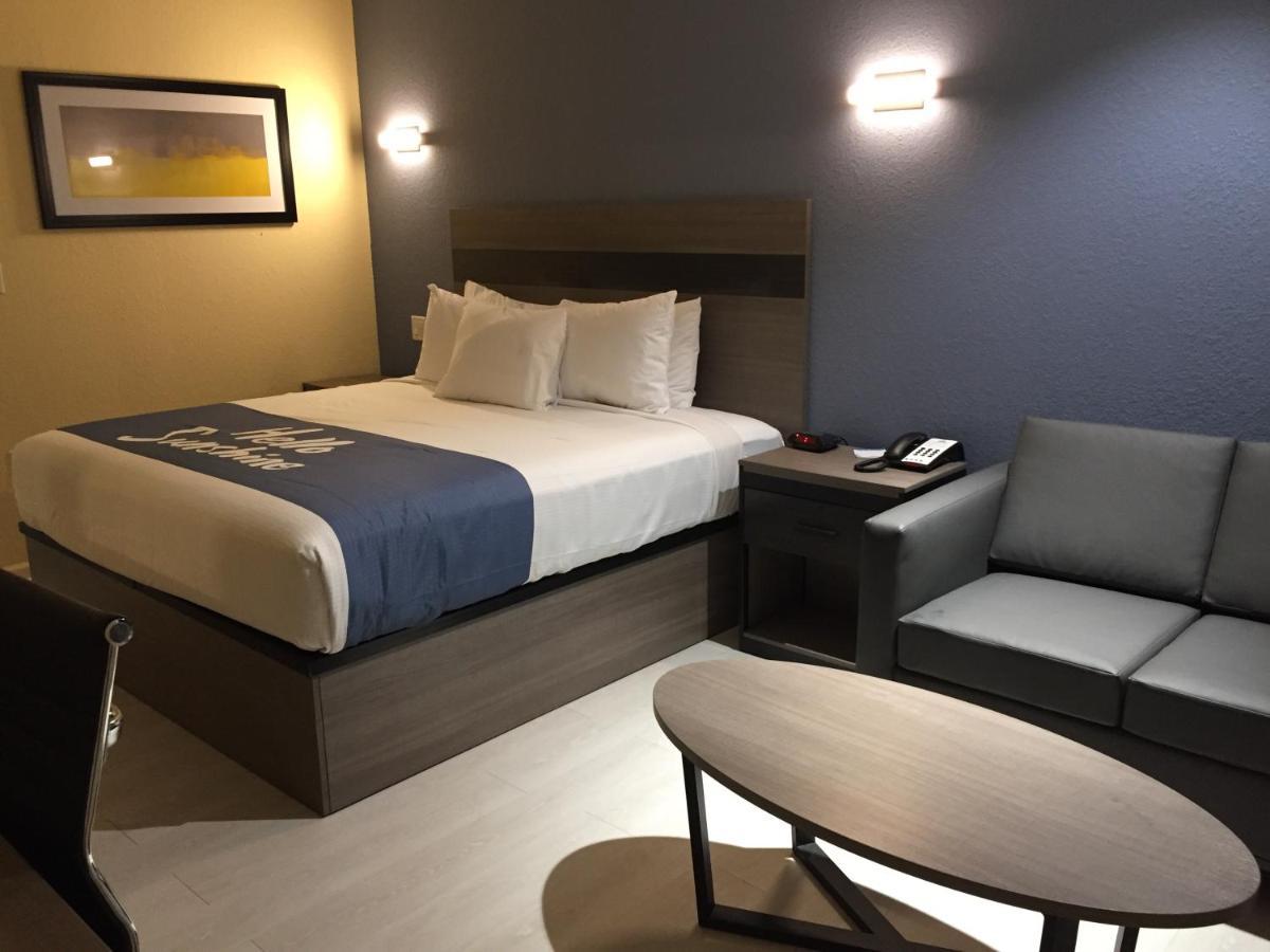 Days Inn By Wyndham Freeport Luaran gambar