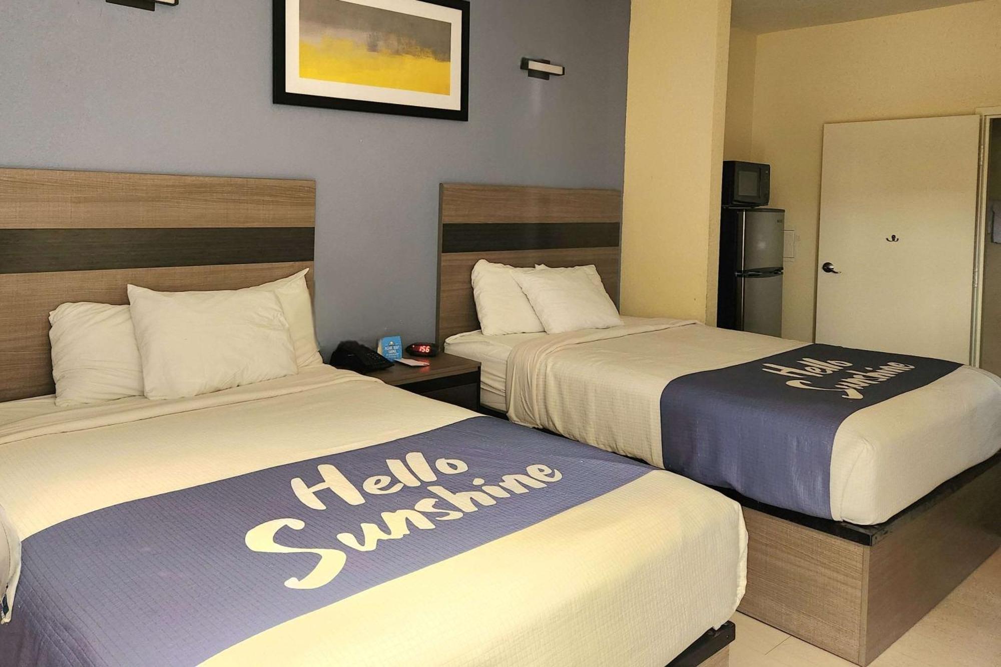 Days Inn By Wyndham Freeport Luaran gambar